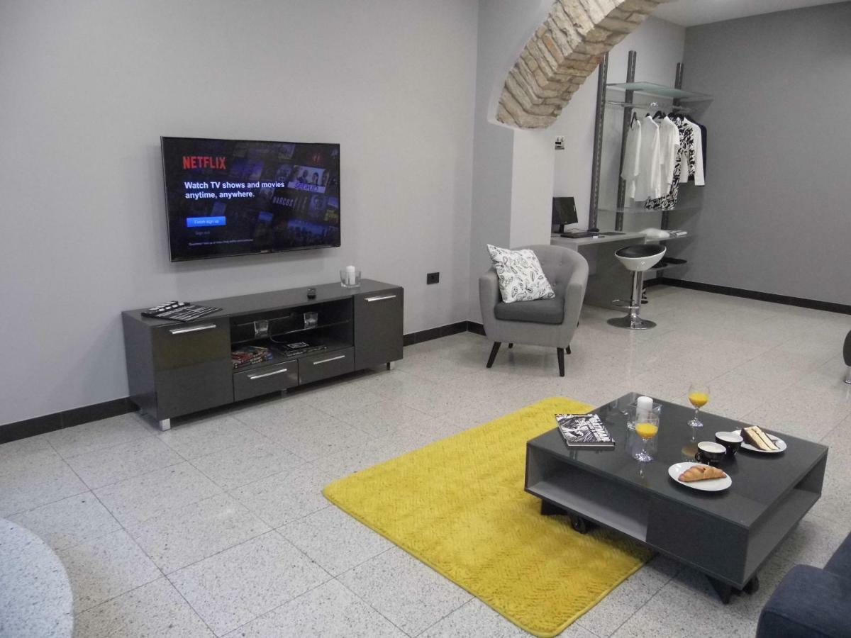 Apartamento Batcave Pula Exterior foto